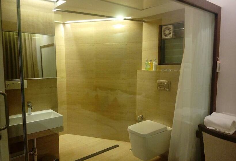 行政房间, Jivanta Shirdi