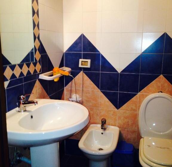 חדר סטנדרט לארבעה, B&b L Infiorescenza New