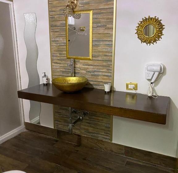 דירת חדר נוף לים, B&b L Infiorescenza New