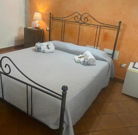חדר אקונומי, B&b L Infiorescenza New