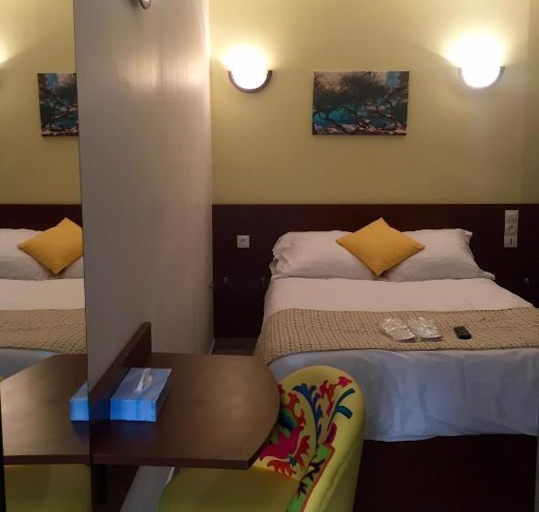 Standard Room, Massilia