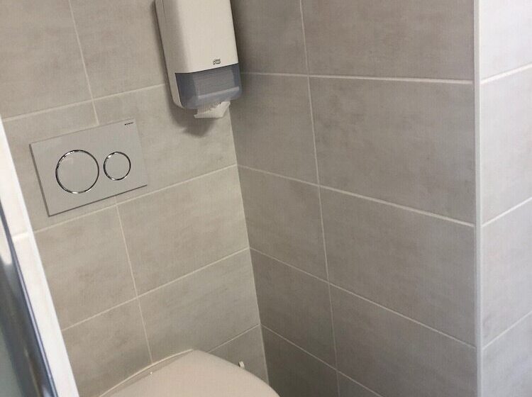 Номер Стандарт Трехместный, Hôtel Océan Dinan