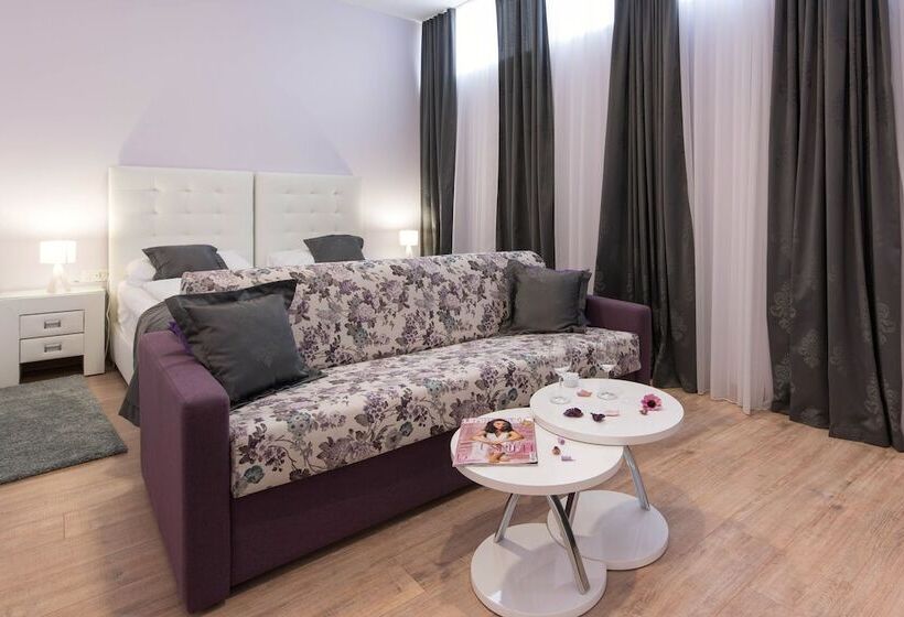 Трехместный Номер Deluxe, Prima Luce Downtown