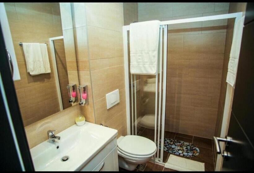 اتاق استاندارد, Motel Korzo