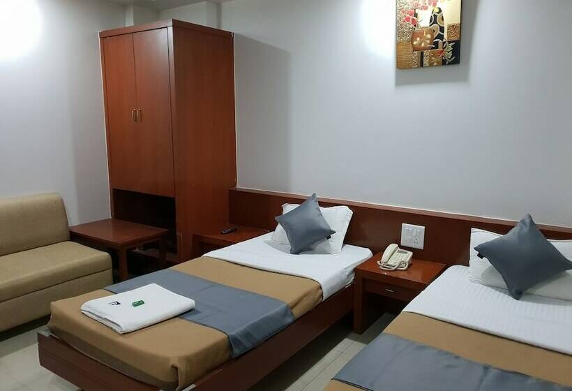 Номер Deluxe, Pleasure Inn