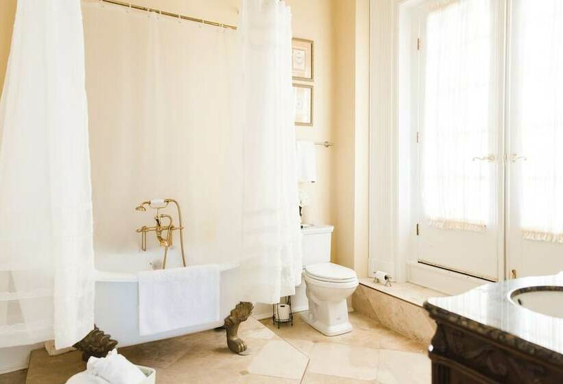 Люкс Повышенной Комфортности, The Pepin Mansion B&b On Mansion Row   10 Min To Start Of The Bourbon Trail