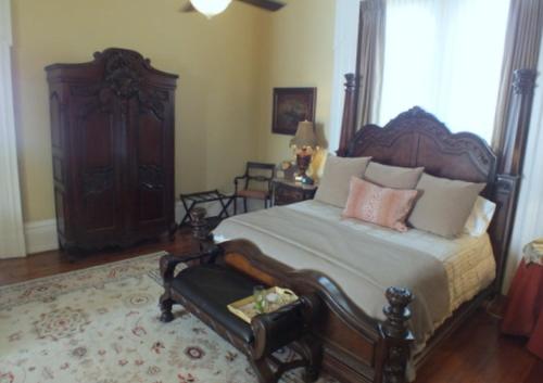 Люкс Deluxe Кровать Кинг, The Pepin Mansion B&b On Mansion Row   10 Min To Start Of The Bourbon Trail