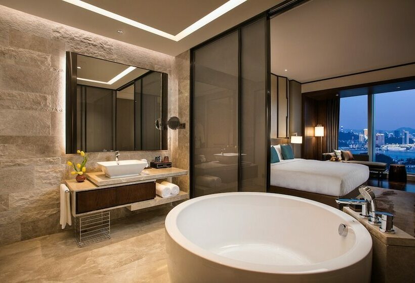 商务房间, Hualuxe Xiamen Haicang Habour View   An Ihg