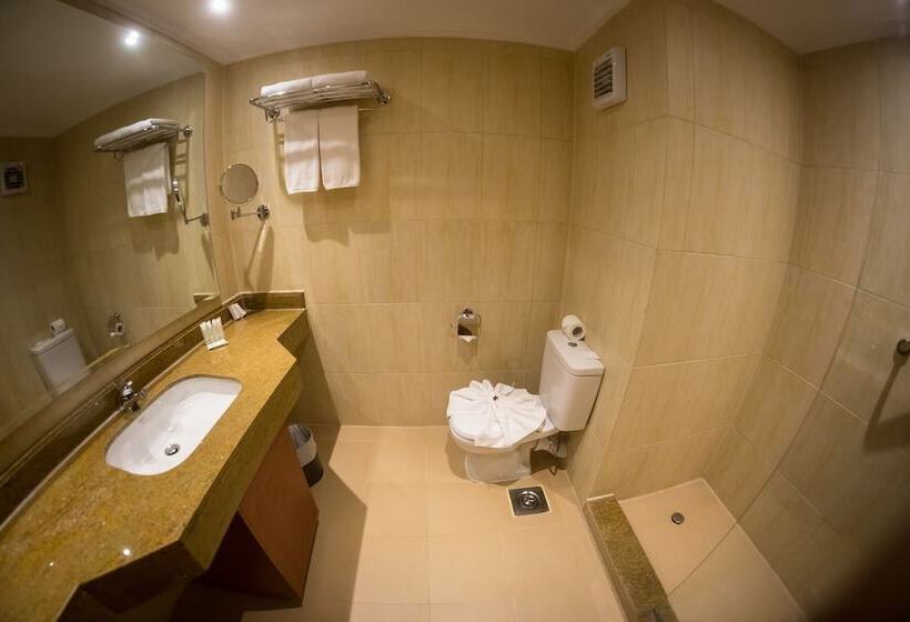 سوییت جونیور, The Grand Plaza Hotel Smouha
