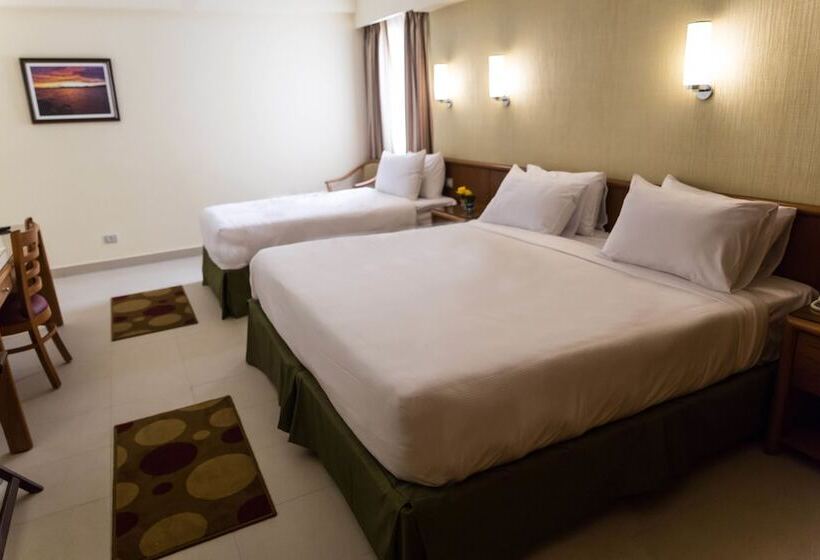 اتاق خانوادگی, The Grand Plaza Hotel Smouha