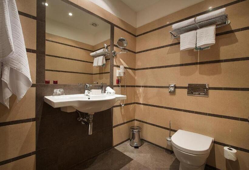 اتاق استاندارد, Ea Hotel Downtown