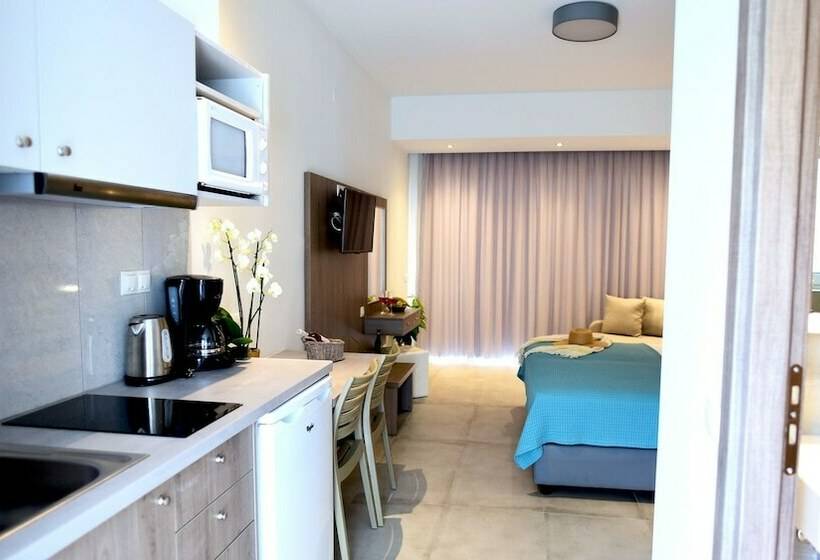 스탠다드 스튜디오, Blue Horizon Apartments