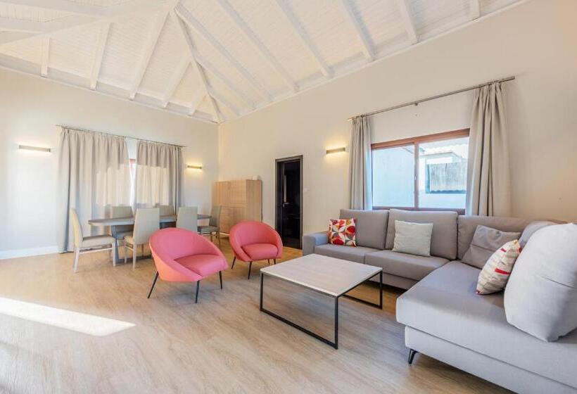 ویلای 3 خوابه, Ereza Villas Alicia