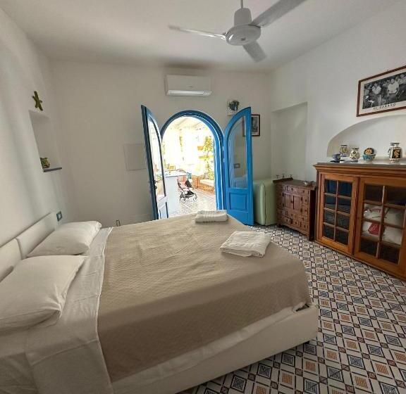 ２ベッドルームアパートメント, Art B&b