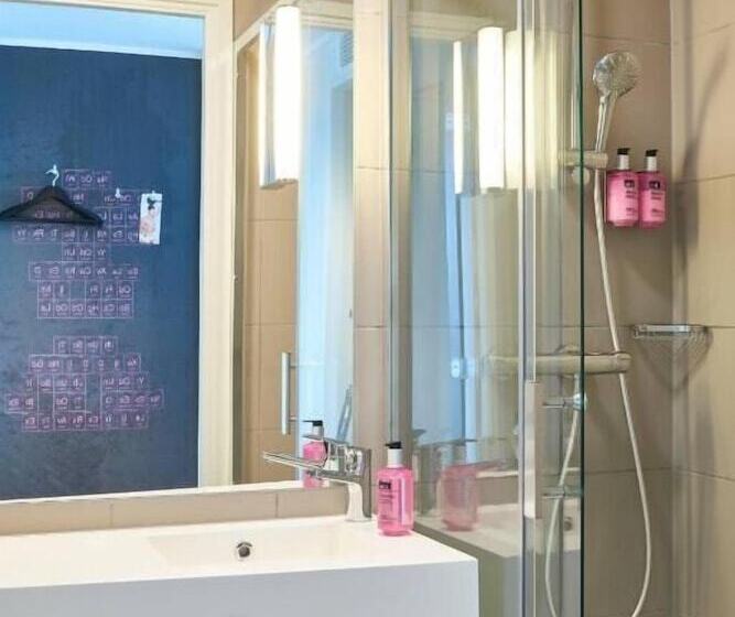 اتاق استاندارد, Moxy Milan Linate Airport