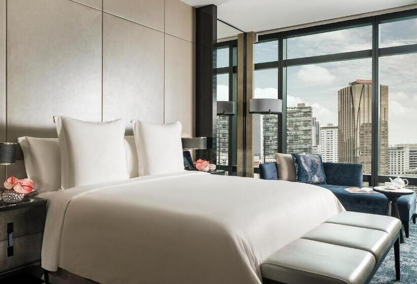 Апартаменты Premium 2 Спальни, Four Seasons Hotel Kuala Lumpur