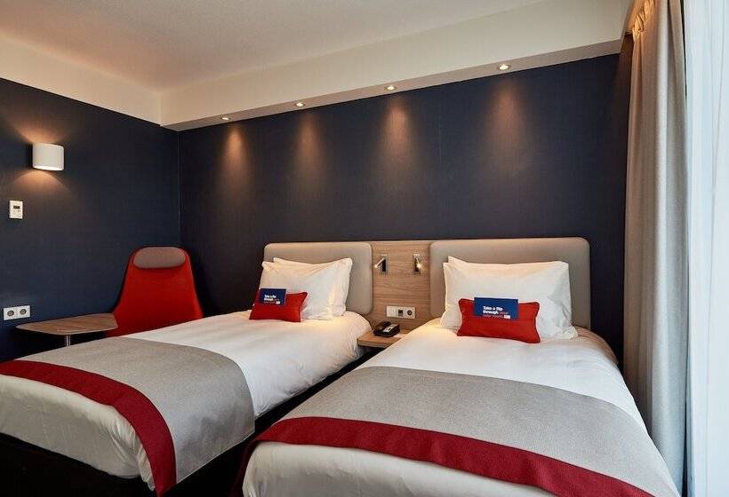 Номер Стандарт, Holiday Inn Express Amsterdam   City Hall, An Ihg