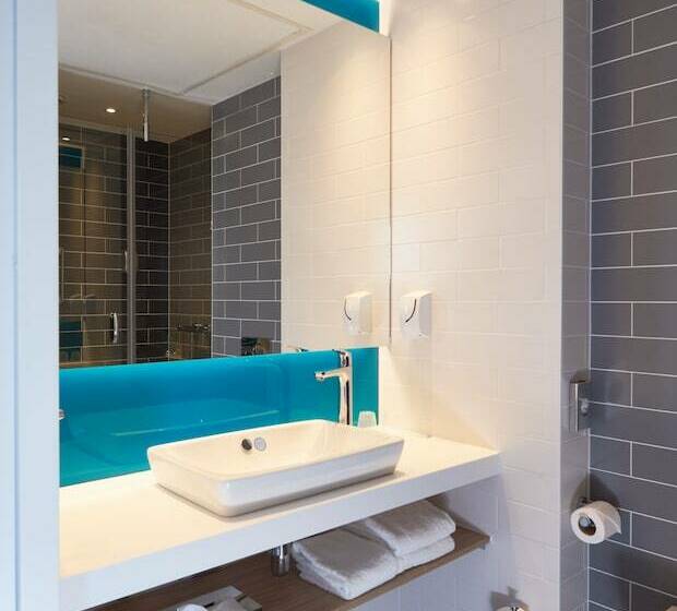 Номер Стандарт, Holiday Inn Express Amsterdam   City Hall, An Ihg