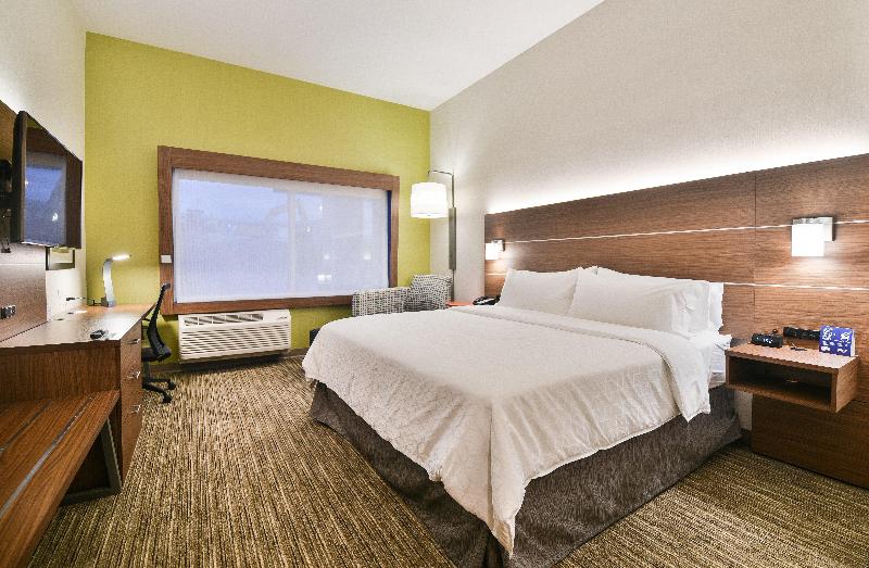 Номер Стандарт Кровать Кинг Адаптированный для Инвалидов, Holiday Inn Express & Suites Lehi   Thanksgiving Point, An Ihg