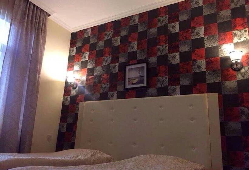 Family Suite, Irise