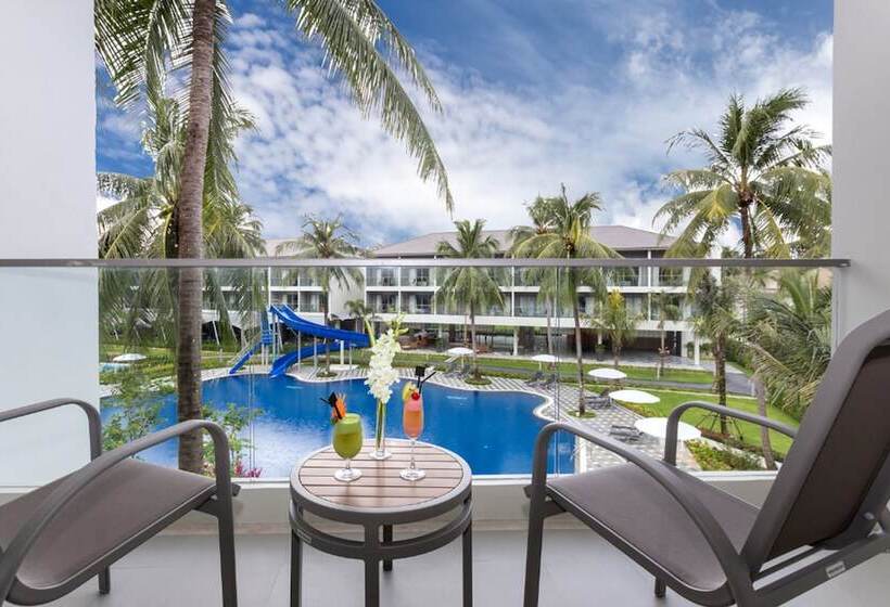 Suite, X10 Khaolak Resort