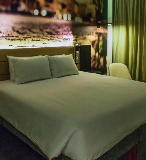 اتاق استاندارد برای معلولان, Novotel Curitiba Batel