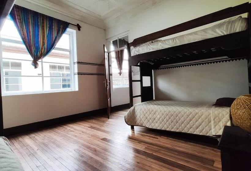 패밀리 룸, Hostal Yakumama