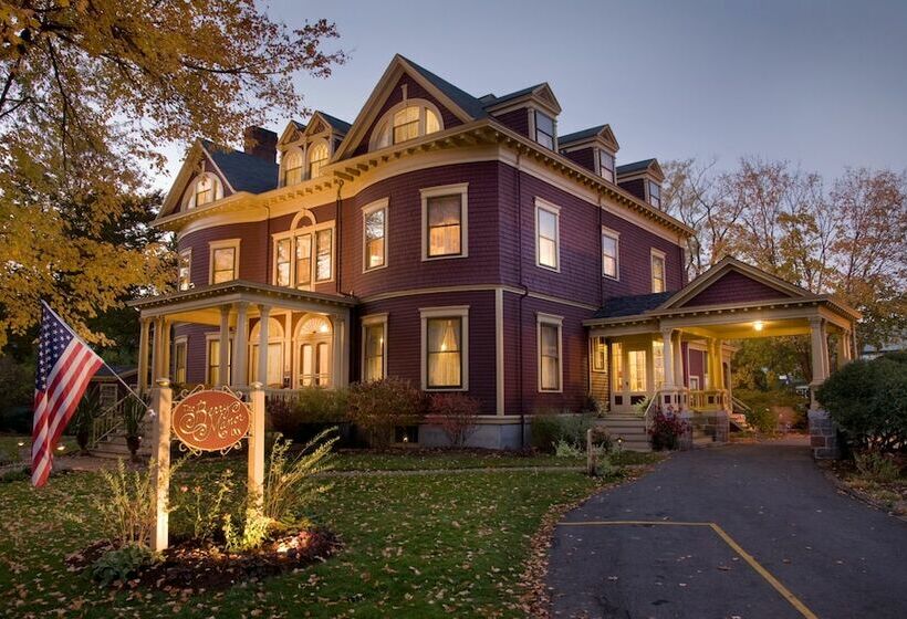 اتاق لوکس, Berry Manor Inn