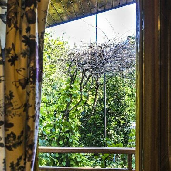 Бунгало Стандарт, Lemon Garden Lodge