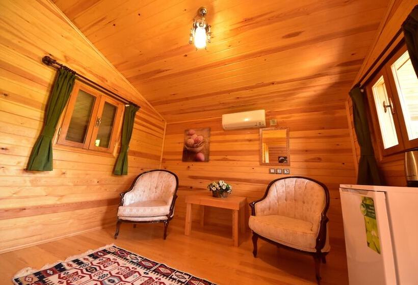 Family Suite, Lemon Garden Lodge