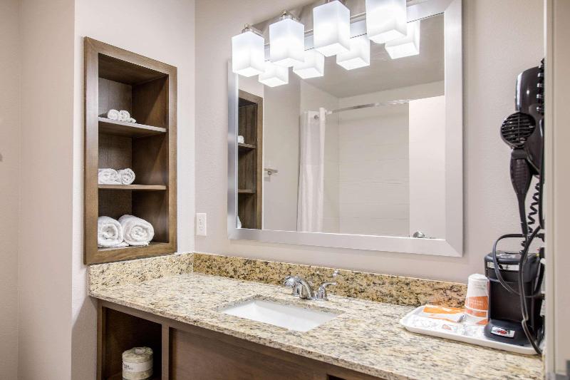 Люкс Кровать Кинг, Quality Inn & Suites Carlsbad Caverns Area