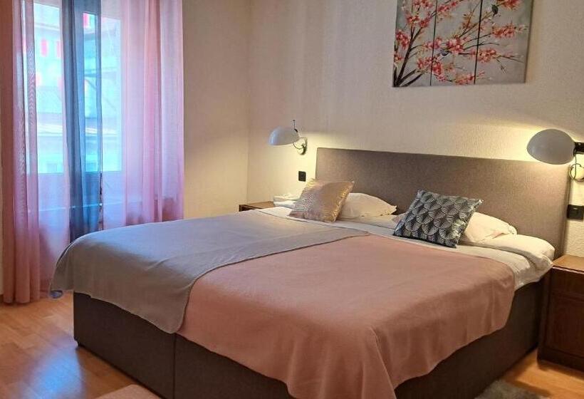 Номер Стандарт, Hôtel La Fontaine