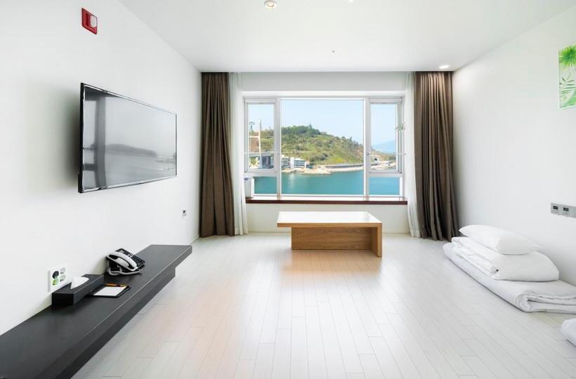 اتاق استاندارد با چشم‌انداز, Yeosu Hotel Haven