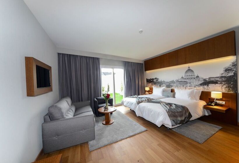 اتاق لوکس با بالکن, Golden Star Casablanca