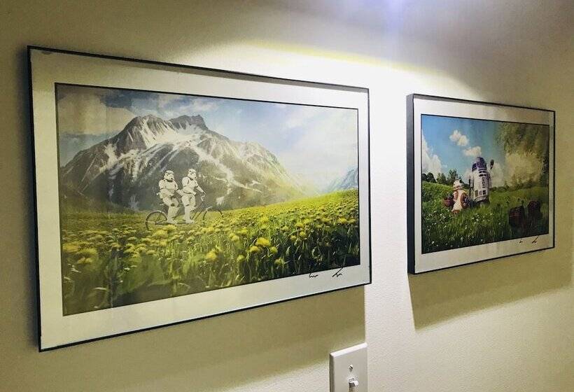 Номер Deluxe, Crash Pad Adventure Hostel