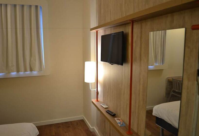 Апартаменты 1 Спальня, Ibis Budget Divinopolis