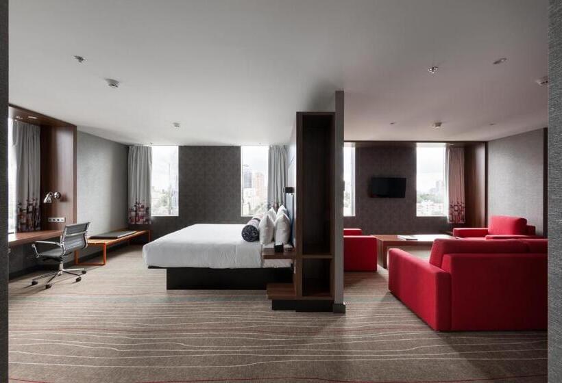 سوییت, Sky Loft Hotel Kyiv By Rixwell International