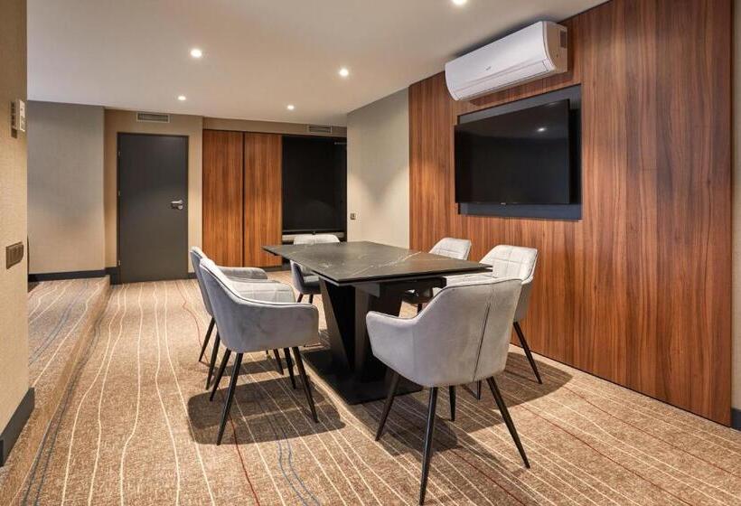 2 Bedroom Superior Room, Sky Loft Hotel Kyiv By Rixwell International