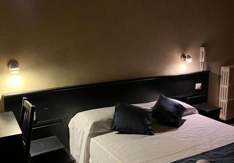 اتاق استاندارد با سرویس بهداشتی مشترک, Albergo Corvetto Corso Lodi