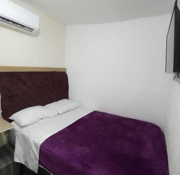스탠다드 룸 공동 욕실, Hostel La Antigua Capsula
