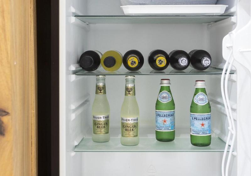 Quarto Estandar, O Pazo
