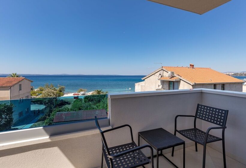 Номер Deluxe Вид на Море, Luxury Villa Karla