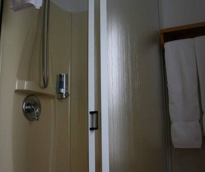 スタンダードトリプルルーム, Auberge Presbytere Mont Lac Vert