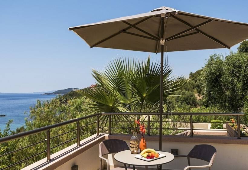 Полулюкс Боковой Вид на Море, Prima Vista Beachfront Boutique