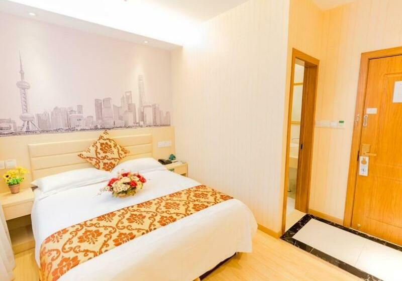 Номер Стандарт, Greentree Inn Shanghai Caoan Road Textile Express