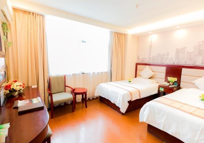 Номер Стандарт, Greentree Inn Shanghai Caoan Road Textile Express