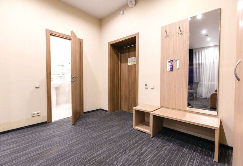 スタンダードスタジオ, Park Hotel Vozdvizhenskoe