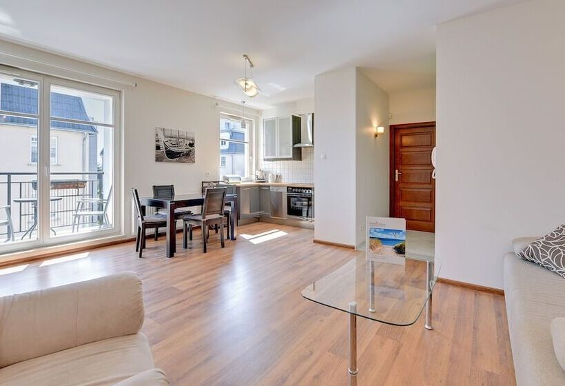 Апартаменты Комфорт 1 Спальня, Dom & House   Apartments Parkur