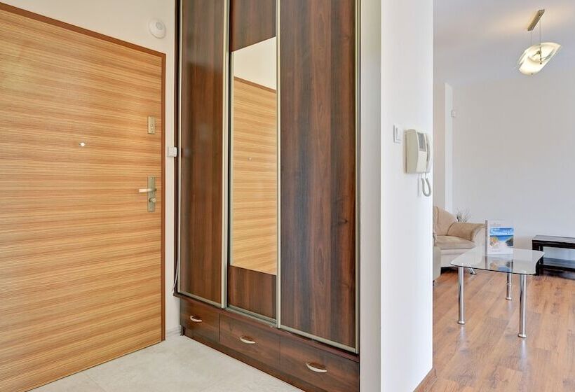 Апартаменты Комфорт 1 Спальня, Dom & House   Apartments Parkur