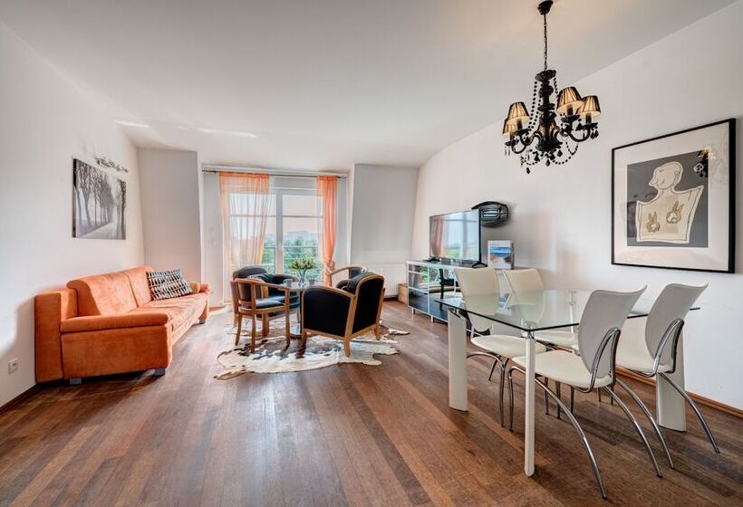 Апартаменты Внутренние 1 Спальня, Dom & House   Apartments Parkur